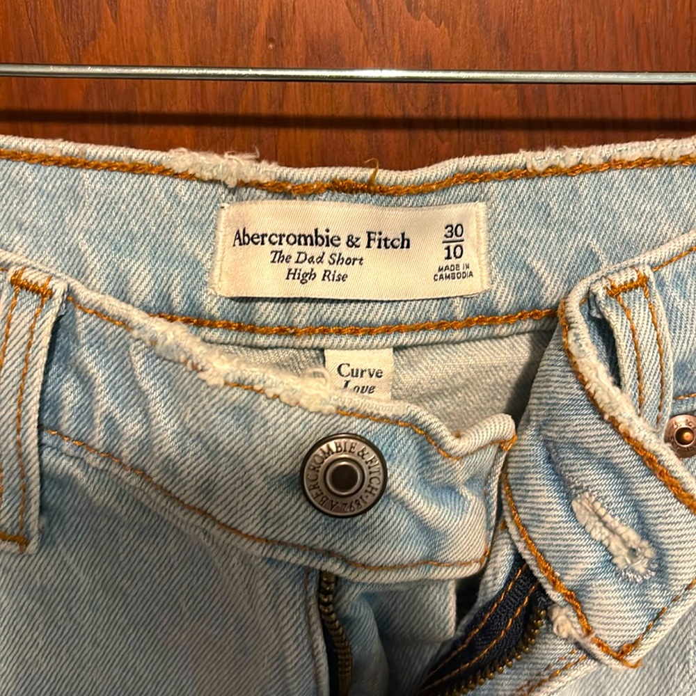 Abercrombie Jean short. Size 30” 10.
